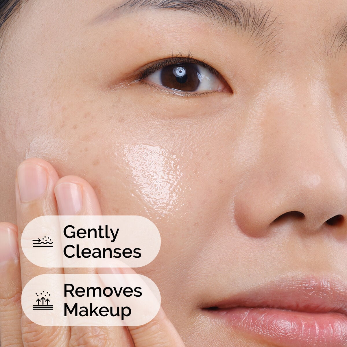 squalane-cleanser-d9 ord-squalane-cleanser-model-application-with-benefits.jpg